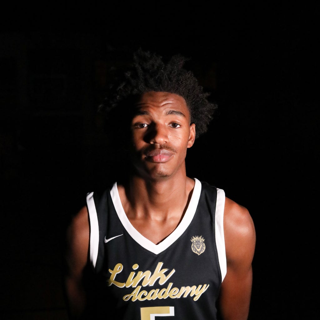 Link Academy Basketball Roster (202122)