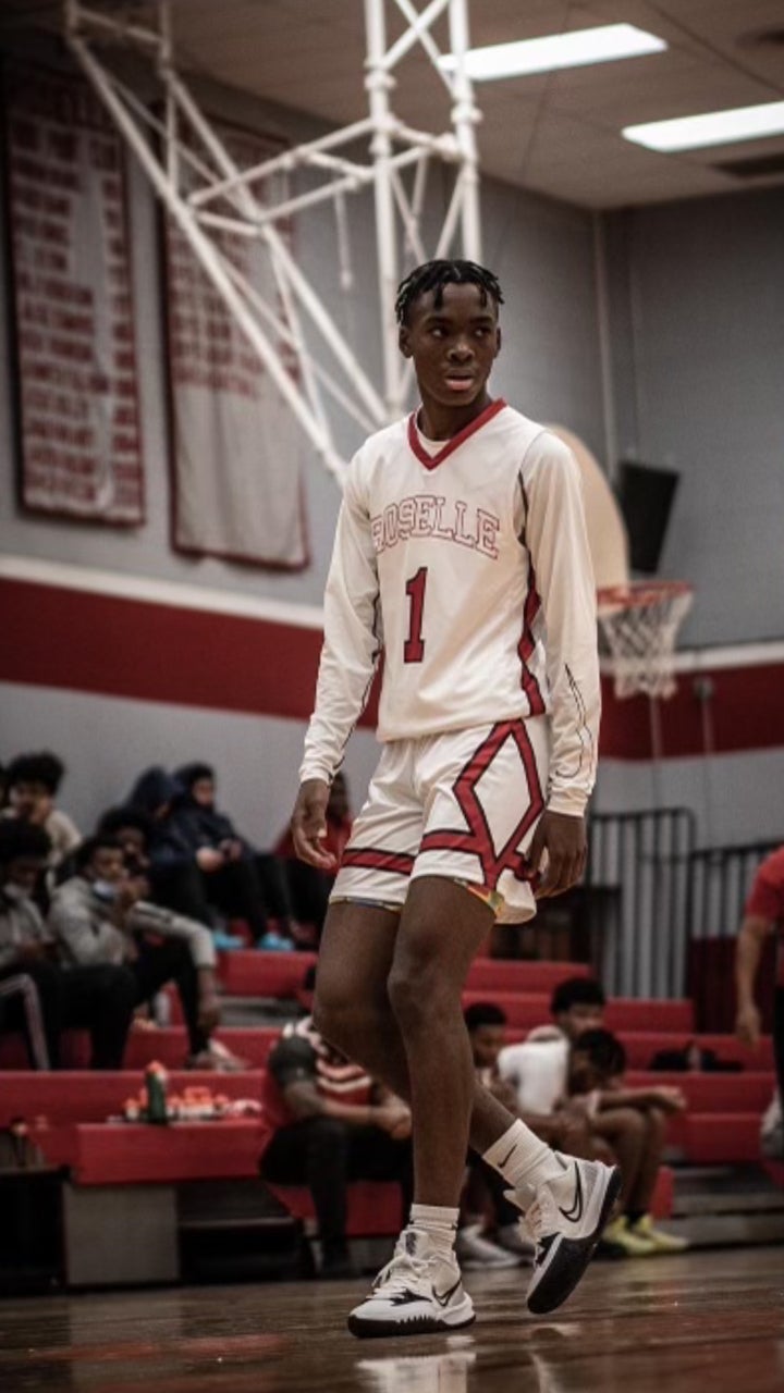 Zaire Carter