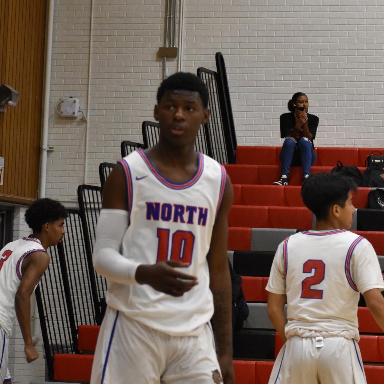 Iyon  Brown 