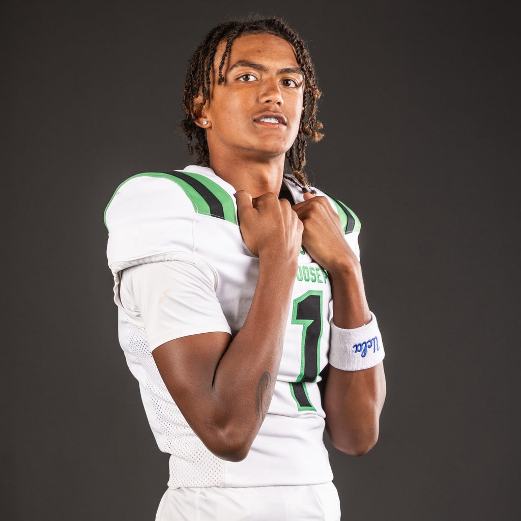 Vonshay Azziz mugshot