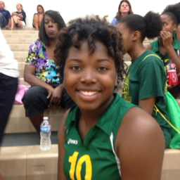 Aaliyah Holmes