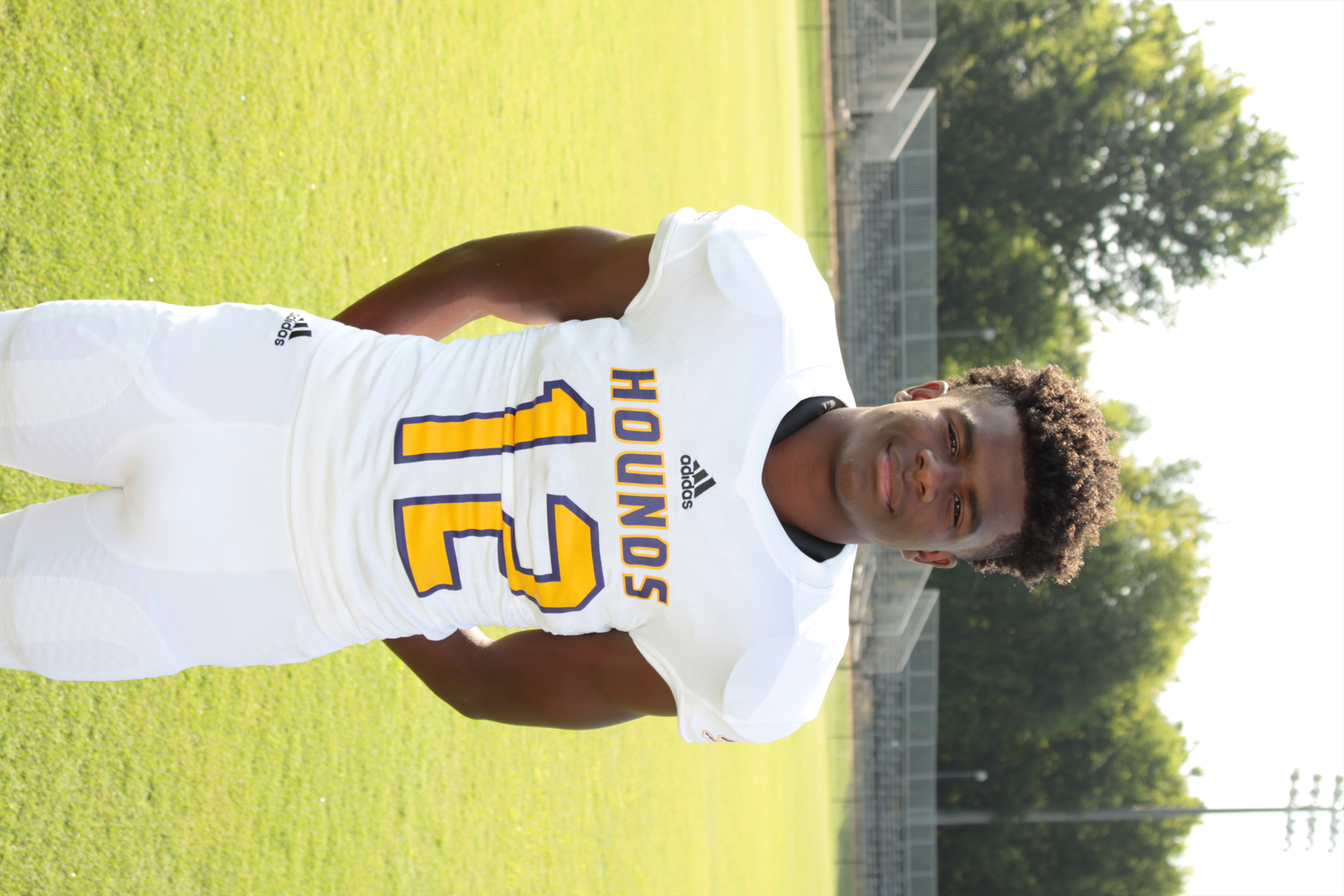 Jontavis Robertson