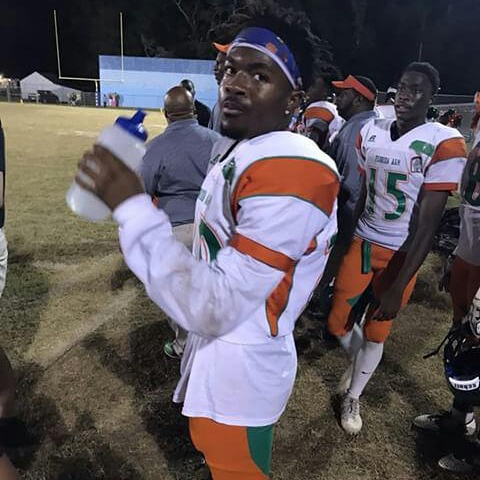 De'andre Dennis-young