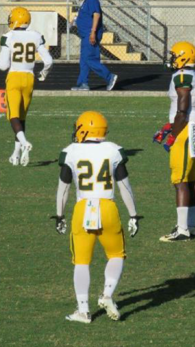 Jacari Robertson