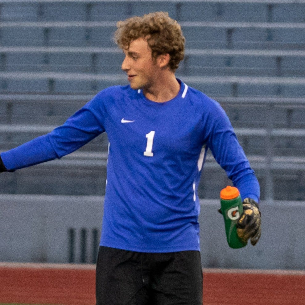 Evan Nidey