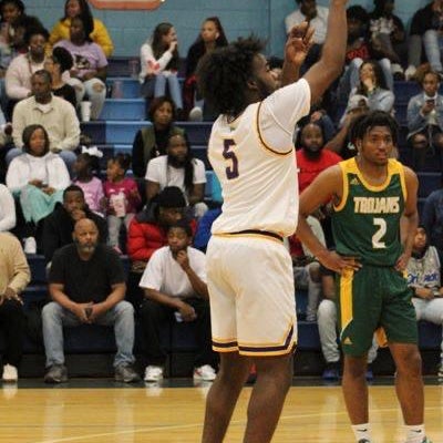 Taeveon Howell