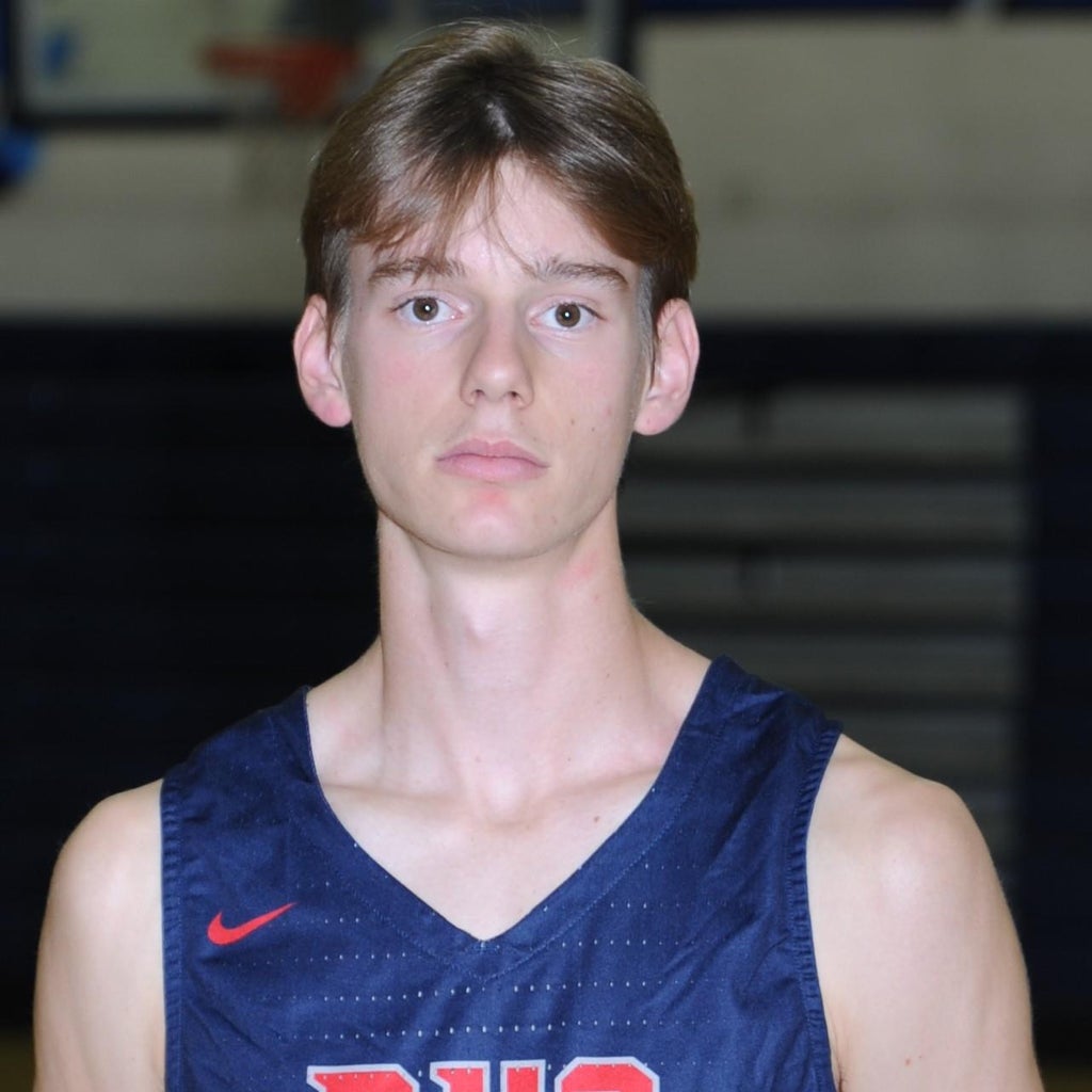 Tyler Graves