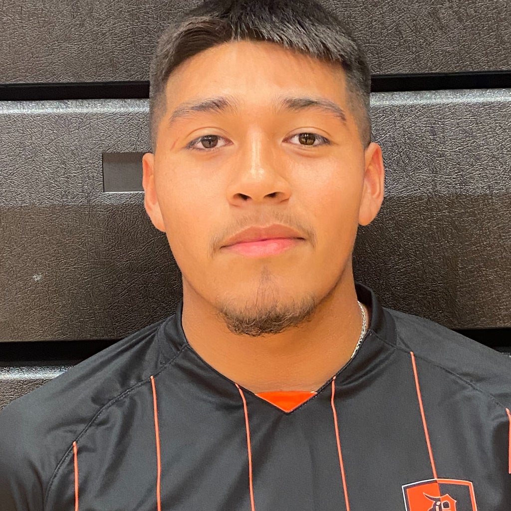 Josh  De Los Santos