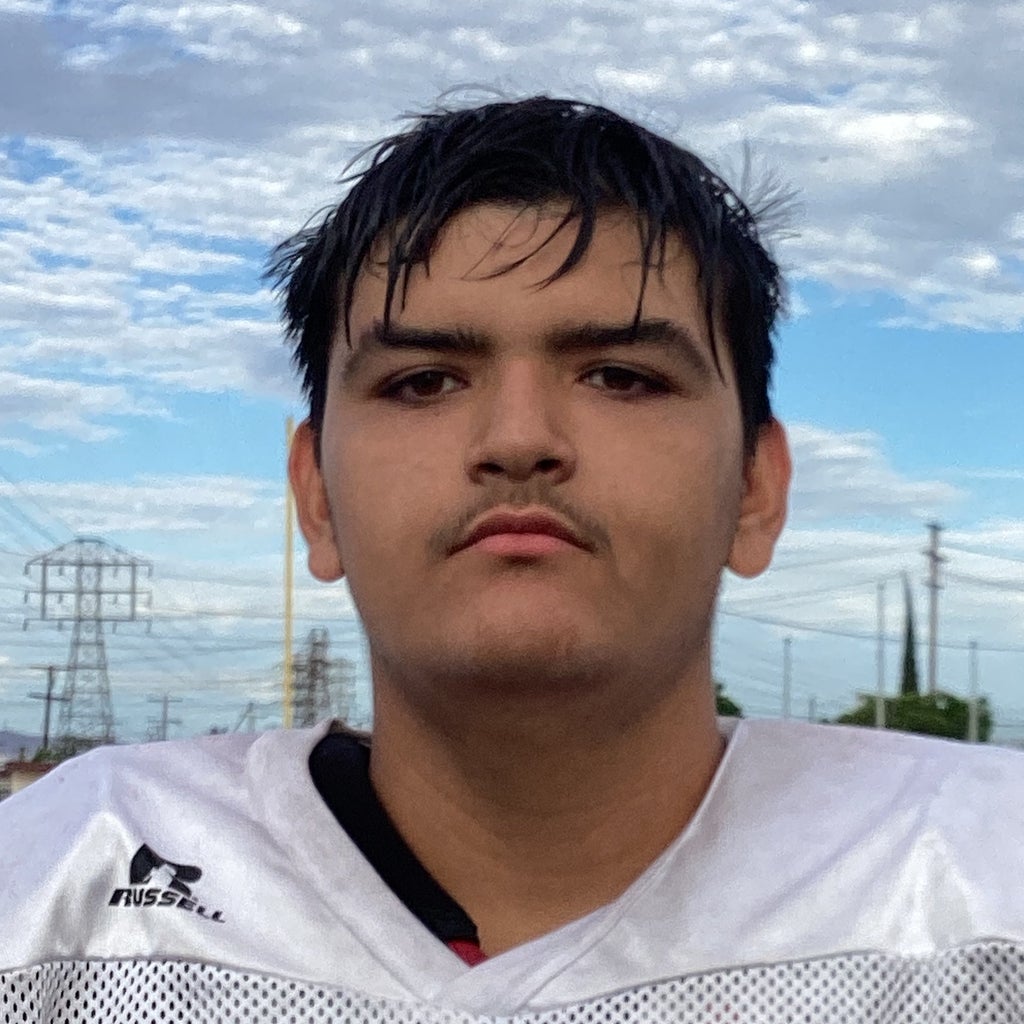 Bell Gardens Football Roster (202324)