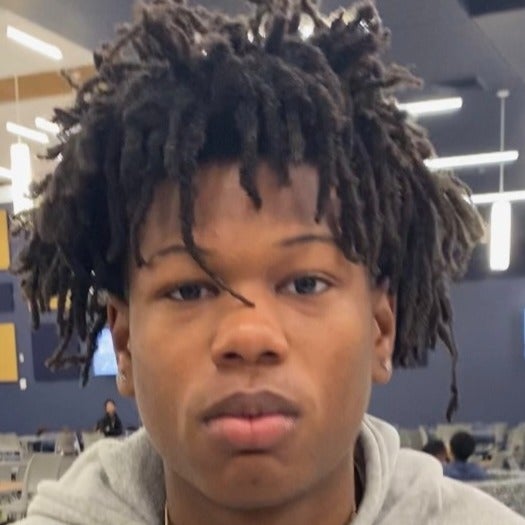 Avion Davis mugshot