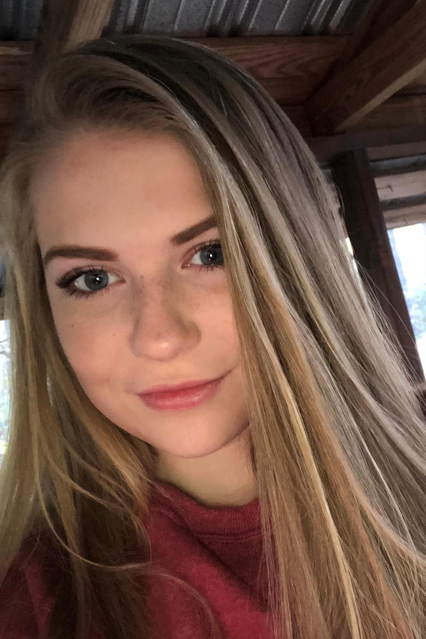 Lauren Holcombe