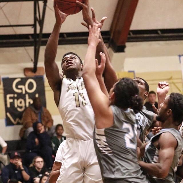 Elijah Seales