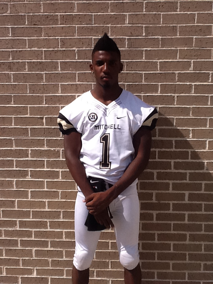 Isaiah Thompson