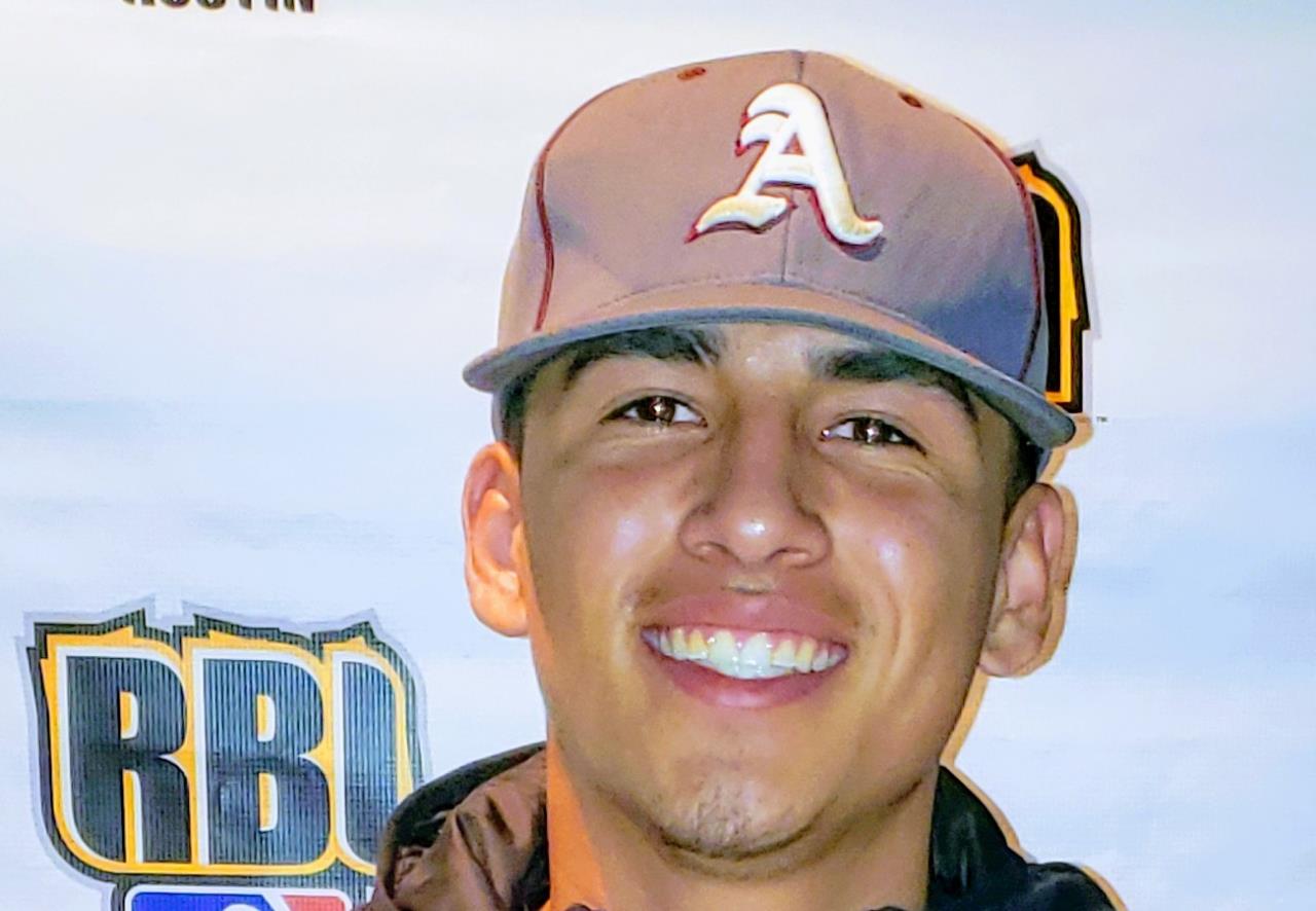 Victor Mendoza