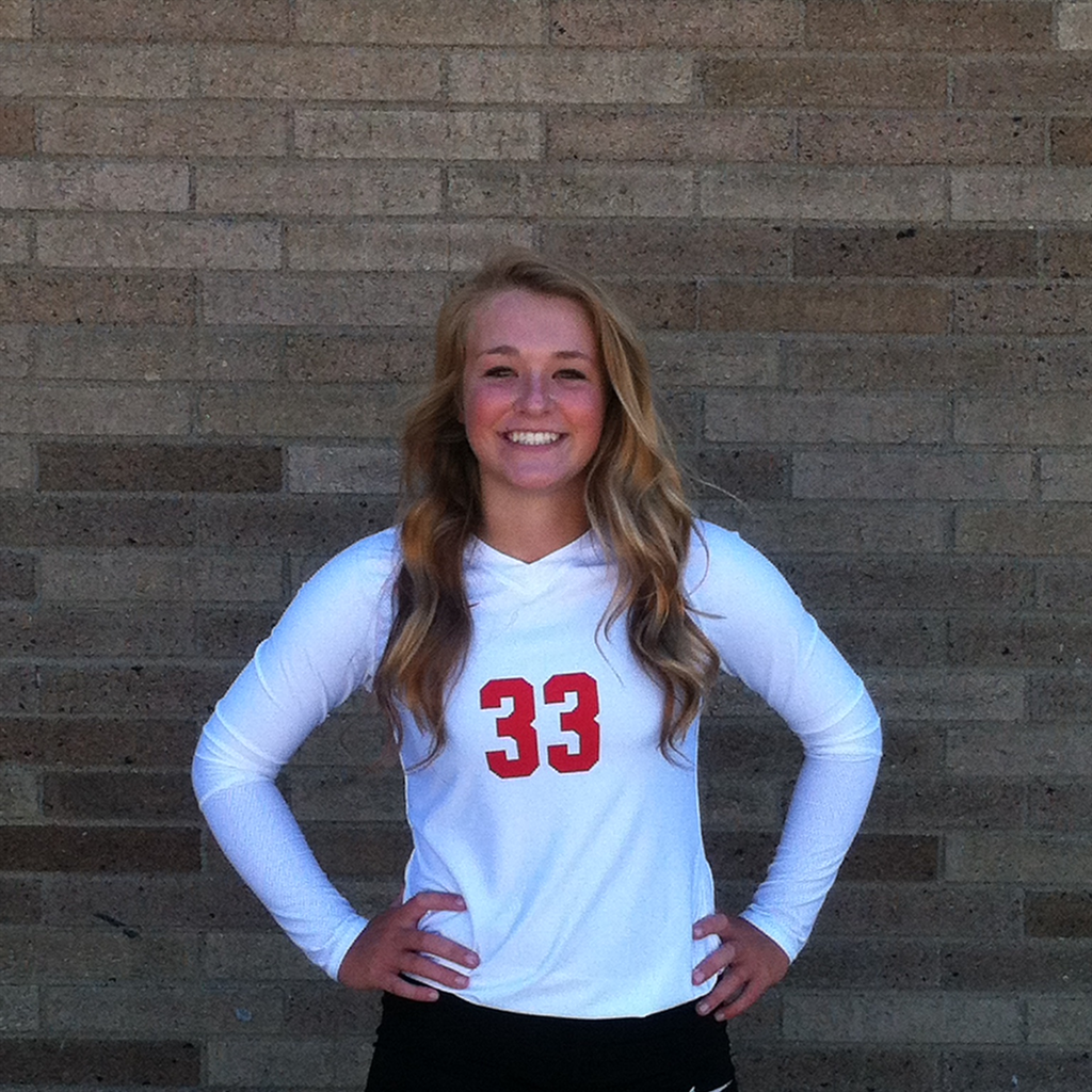 Chloe Avis