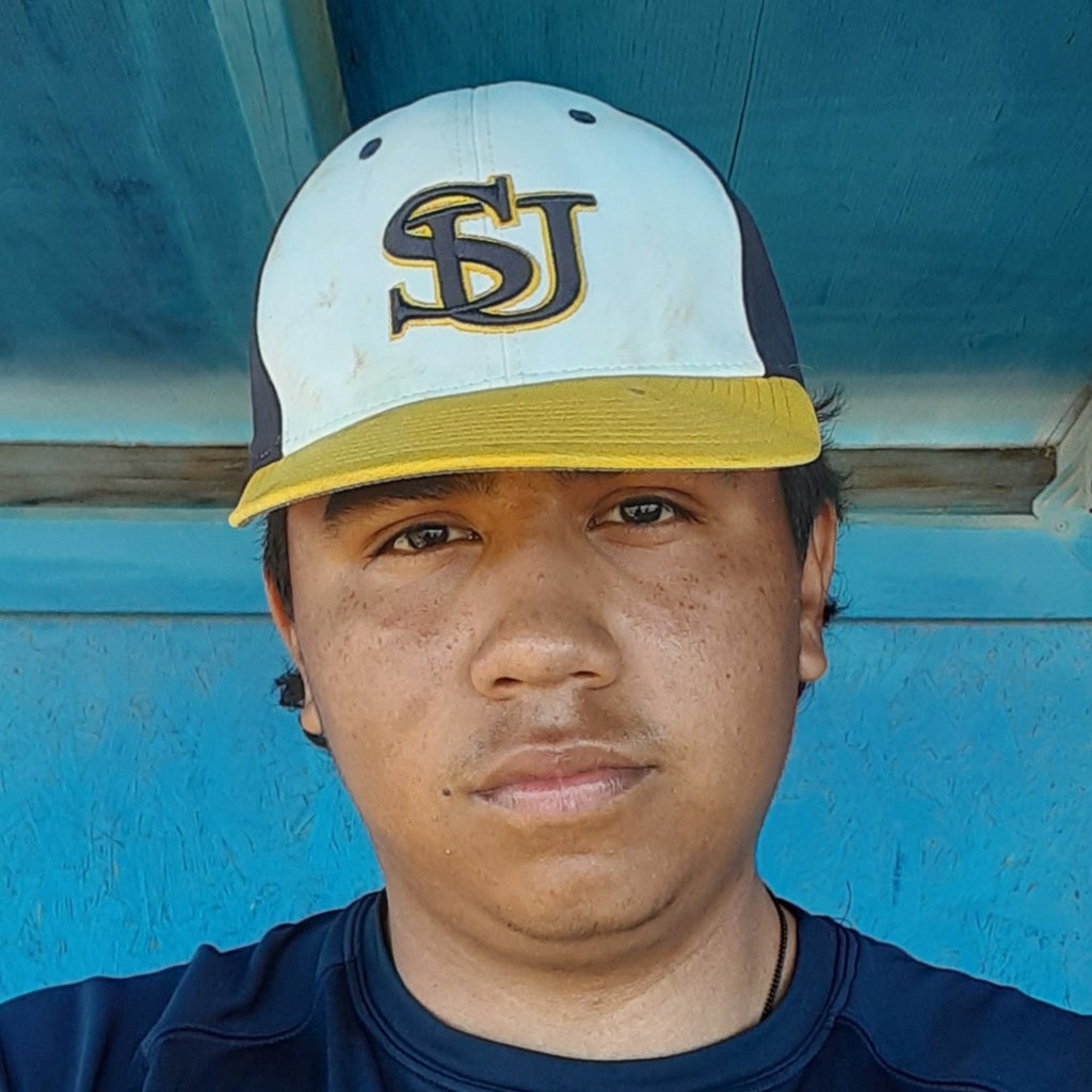 Max Martitnez