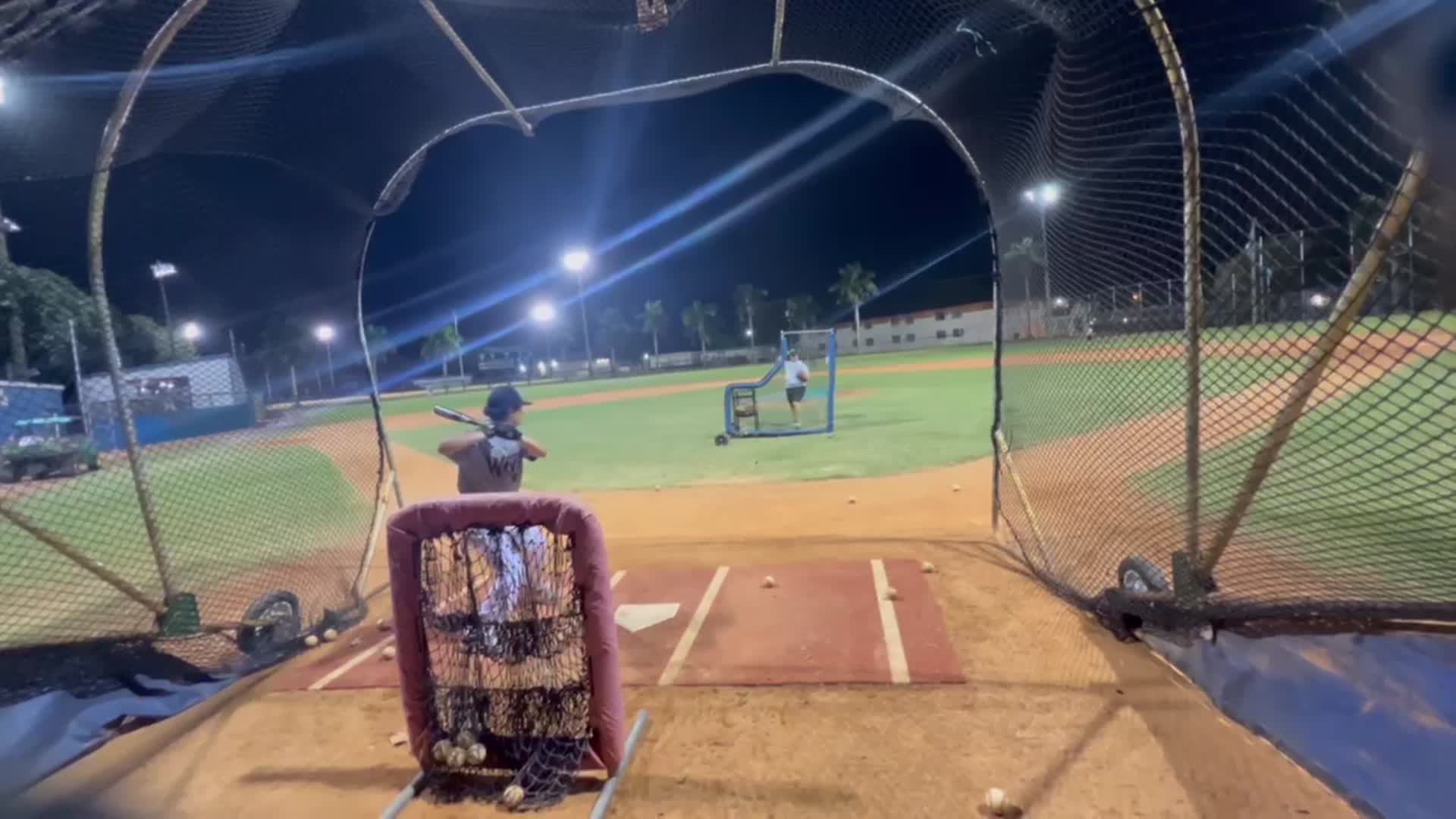 Batting practice 2/07