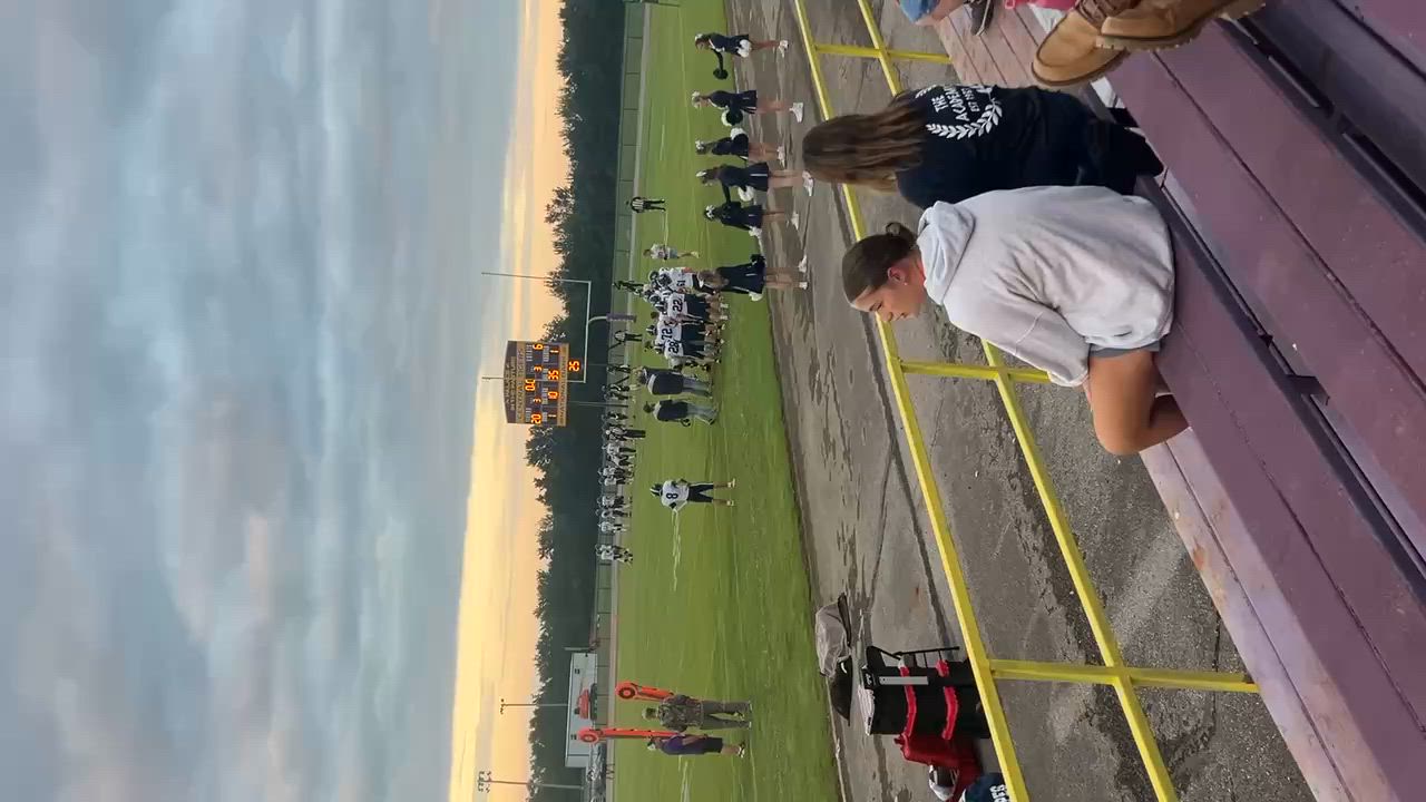 Dex Barnes kicking field goal