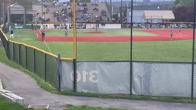 DC base hit to right