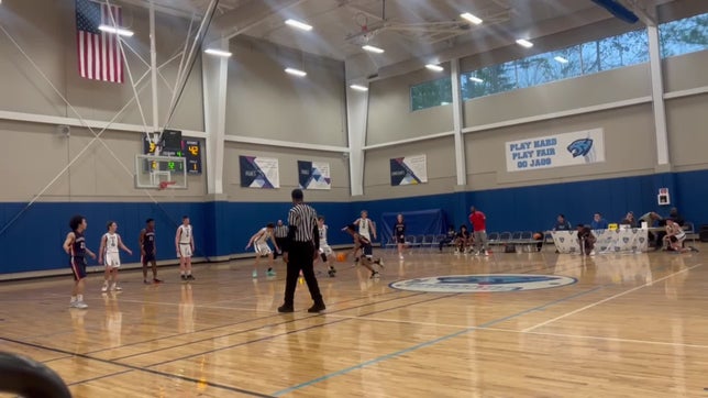 Penetrating to the left. Finish with the floater.