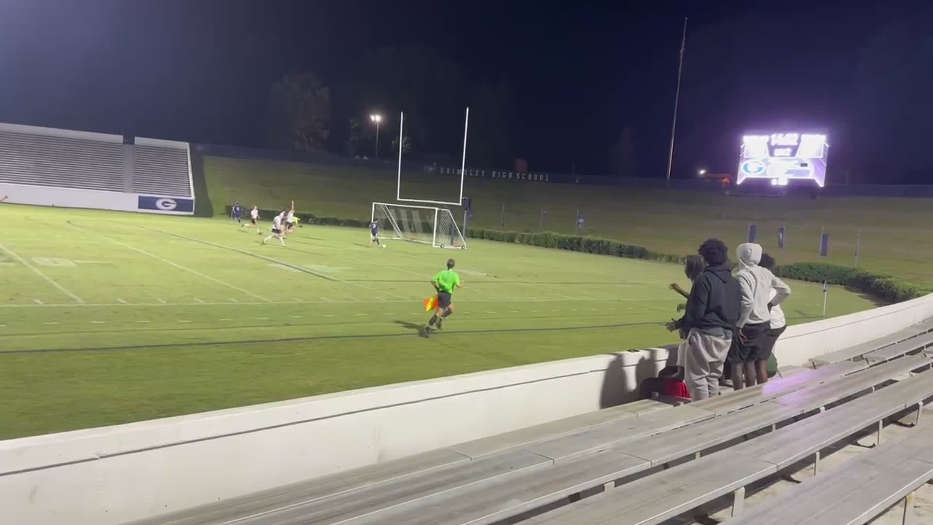 Great finish by Sadig off Henry Fogleman to take a 2-1 lead for the win.