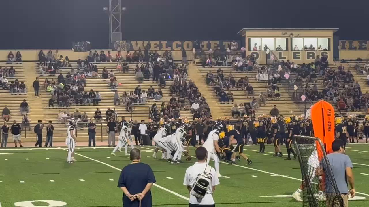 QB Michael Maldonado Scrambling Run