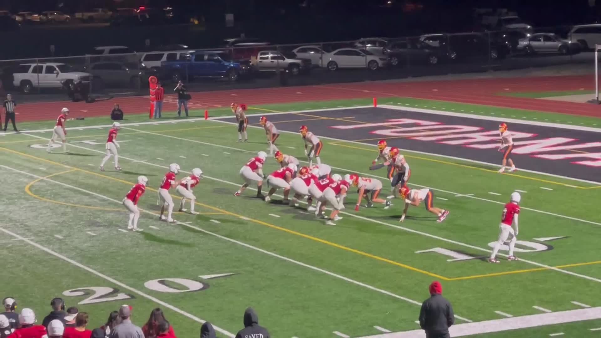 4th quarter YELM #10 Parker Myers with the Touchdown Run