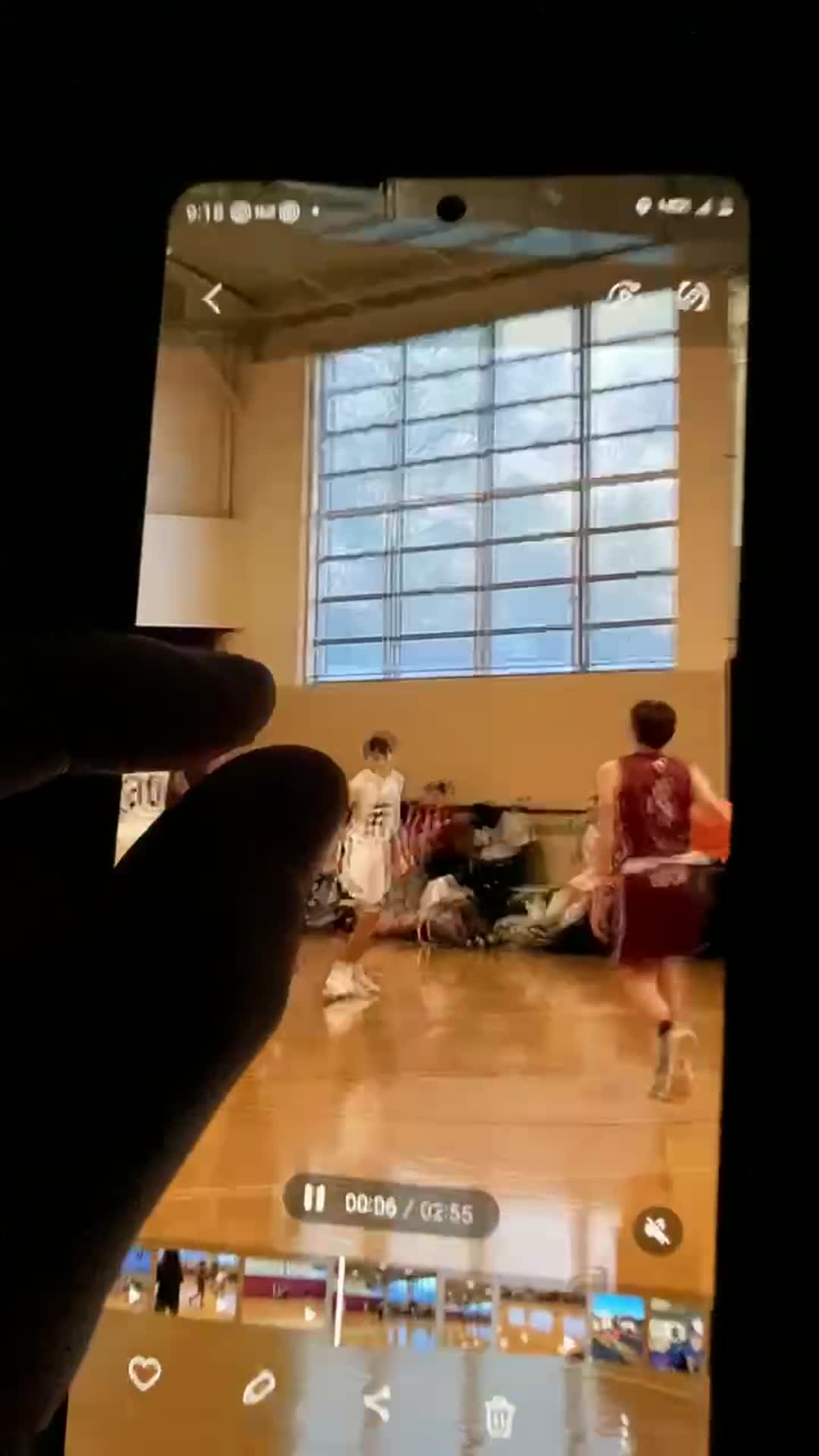 Last game tip off good