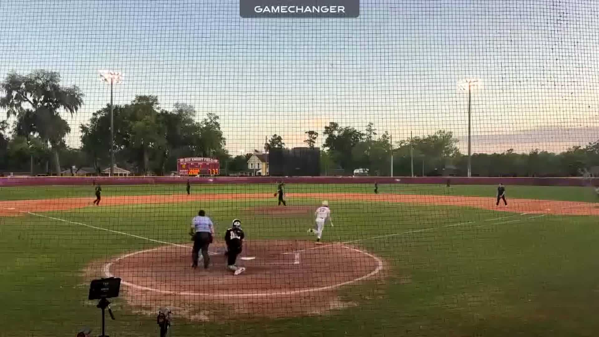 Devin bomb in the 6th