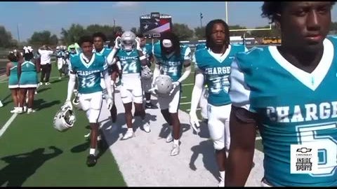 Great team play as the Crawford Chargers advance to the 1st round to begin their state run.