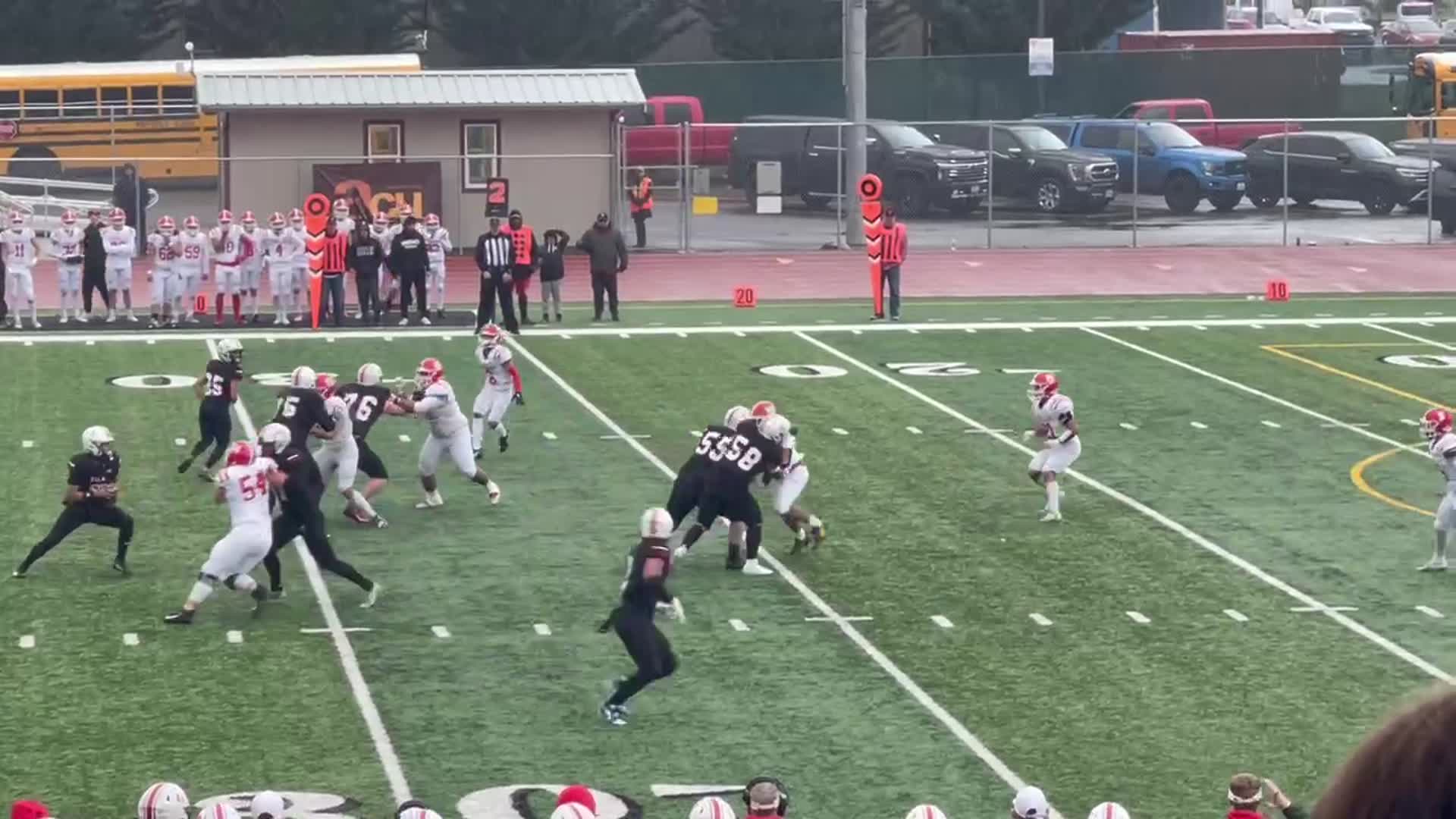 Yelm #8 Damian Aalona 8 yard scramble