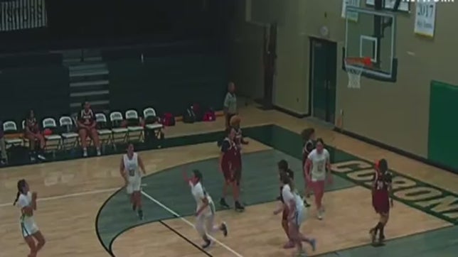 Charlie finds Selena for a floater in the lane. She finished with 12 points and 3 rebounds.