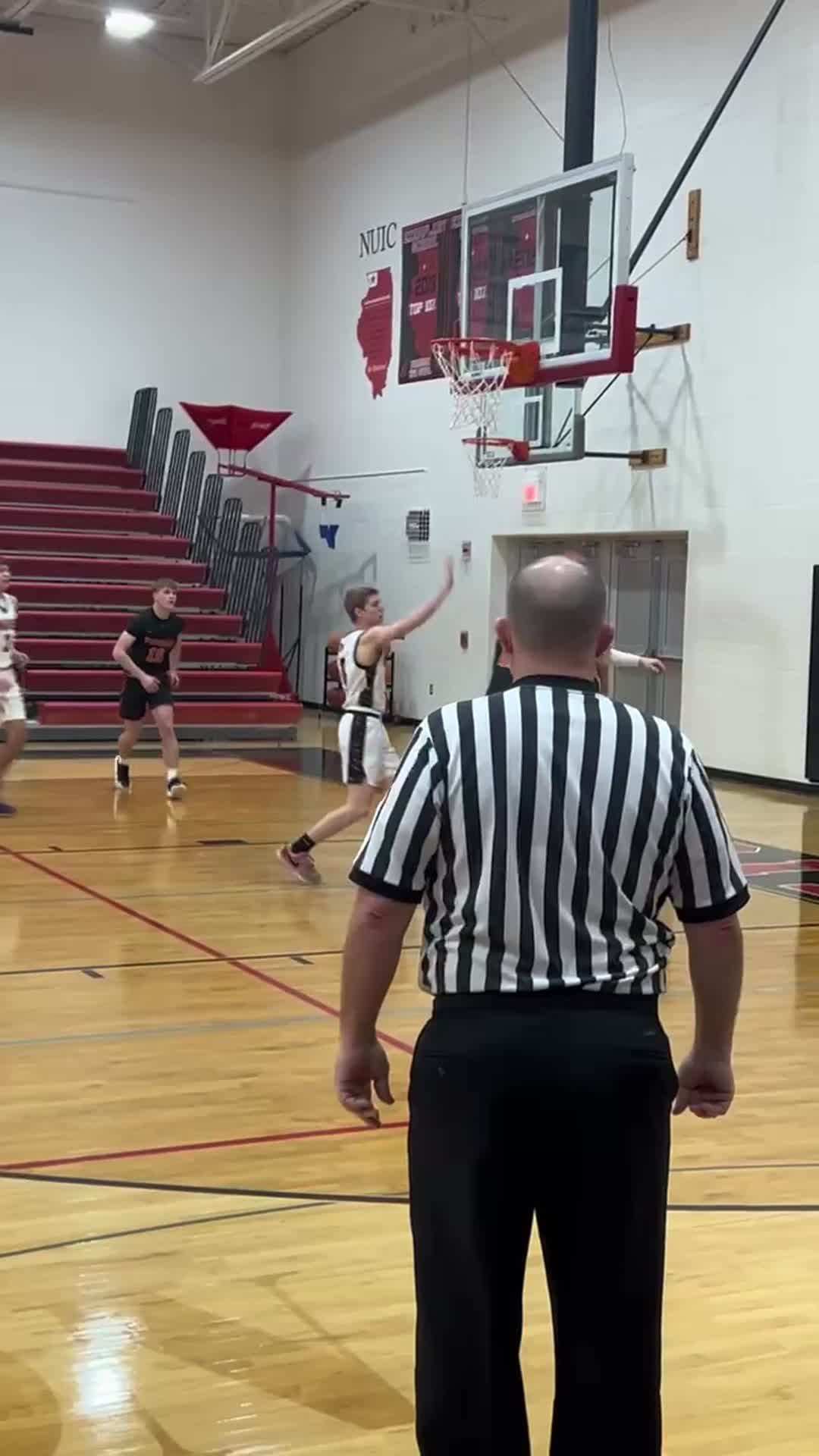 Winnebago 64 vs Warren 47 - Semi Final Forreston Holiday Tournament. 12/19/24