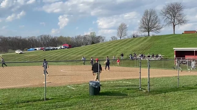 Brooklynn Walker drive over infield with single base hit.