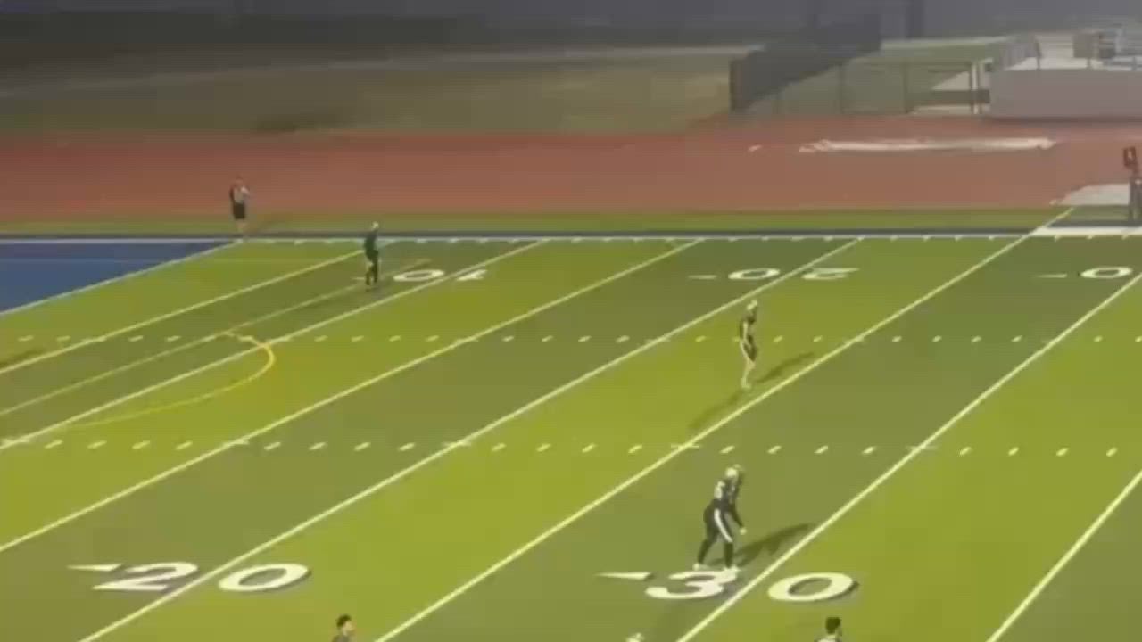 60 yd kick return for Andrej Carr