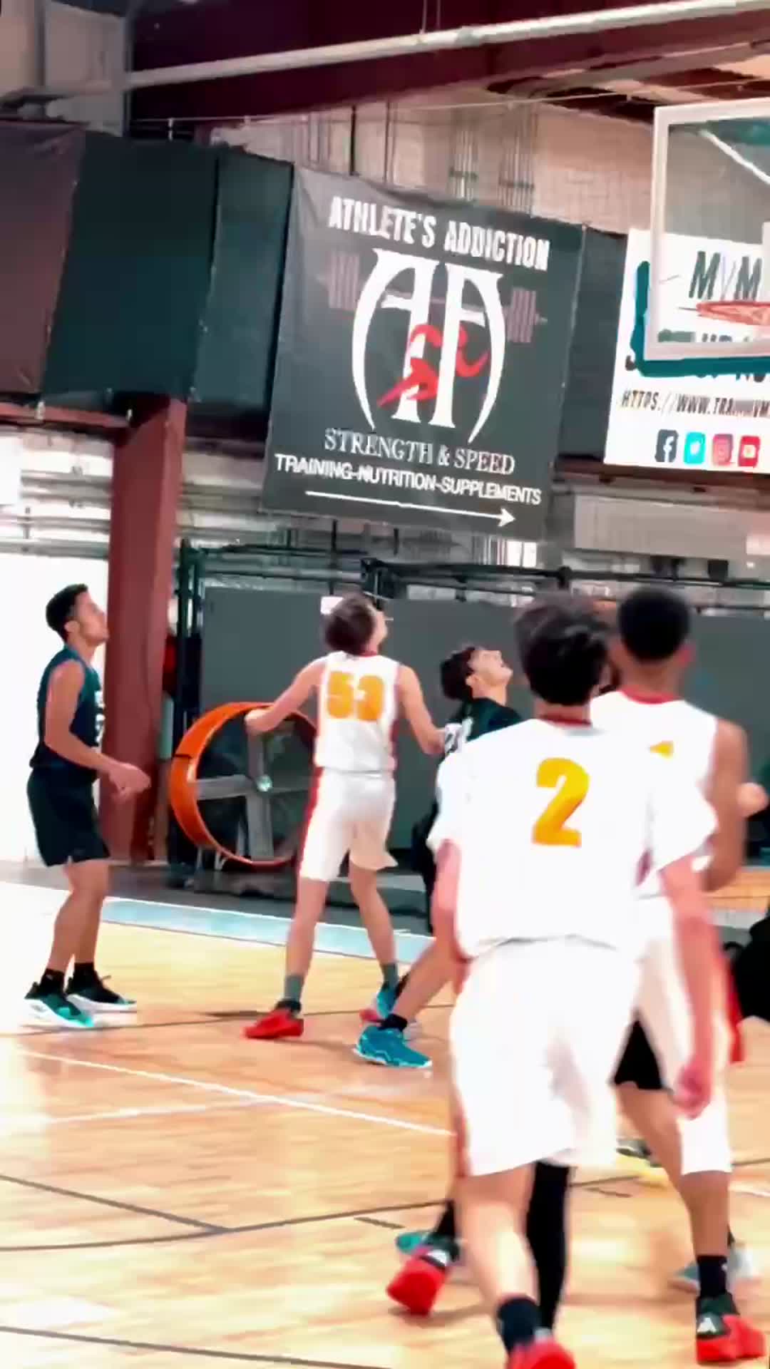 Down to the wire! The Varsity boys left it all on the court in a nail-biting season opener, coming up just 1 point short (46-47). Tough loss, but the effort and energy were undeniable.