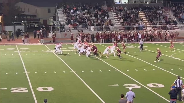 Play action out route. A Rowe runs a quick out, Puckett throws a strike A Rowe breaks tackles uses his speed to turn it into a big gain down the sidelines.