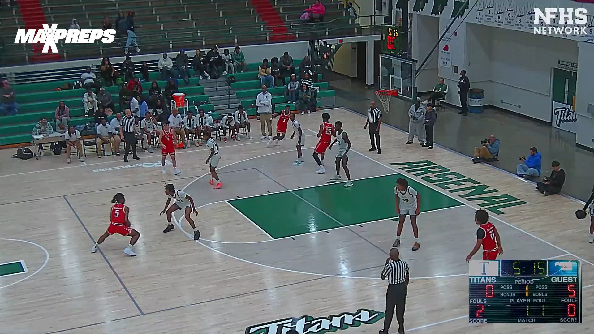 Jason Gardner and Fisher explode on offense