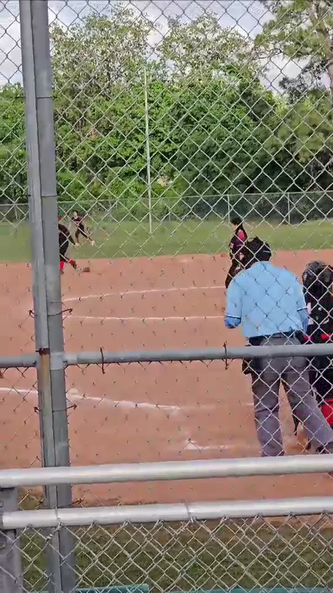 2025 Softball Yates v. Furr