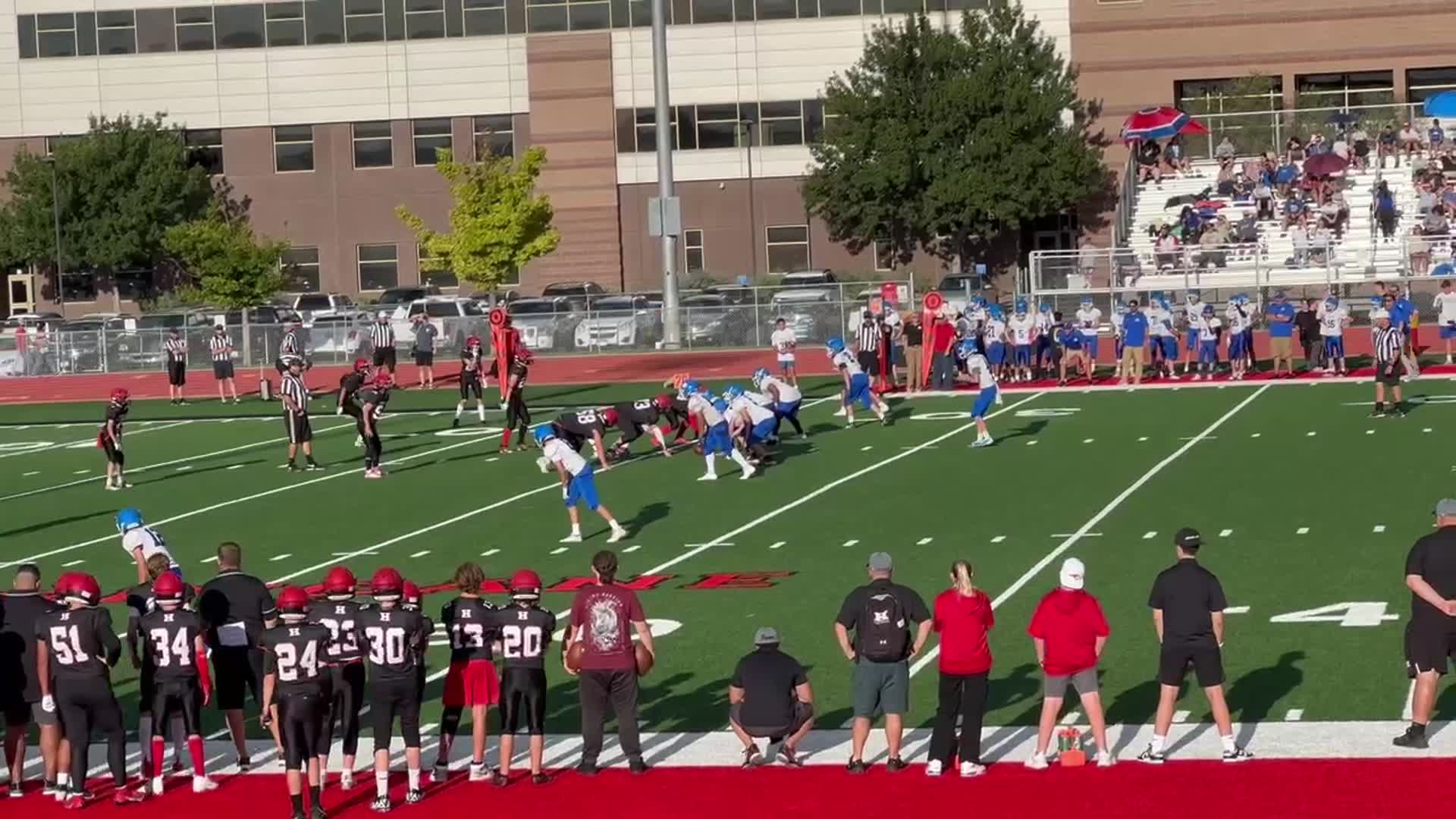 Tigers #9 Satoa-Tama Numera with the tackle