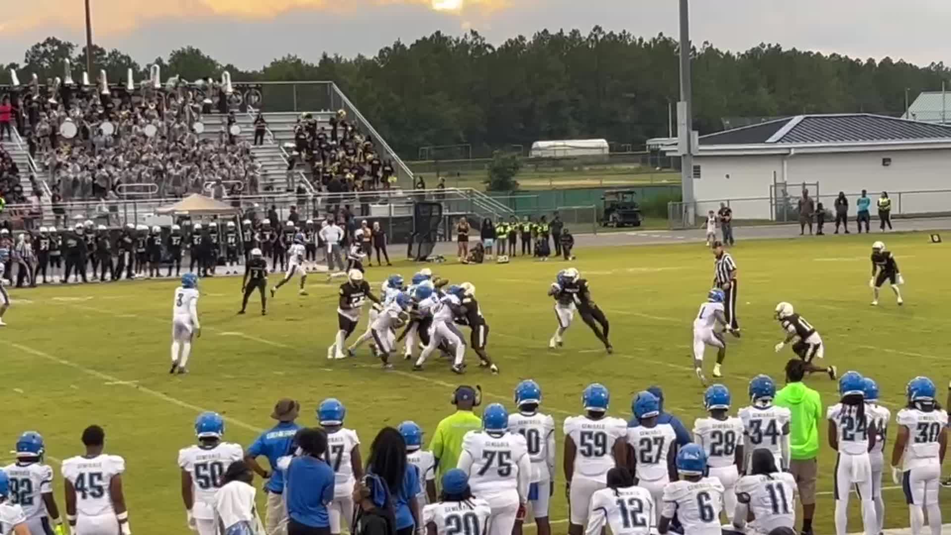 Riverside vs Oakleaf