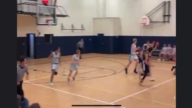 Anderson throws it down off the outlet pass from Swensen