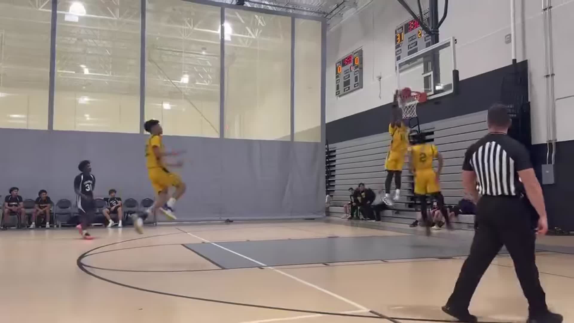 Daniels Dunk