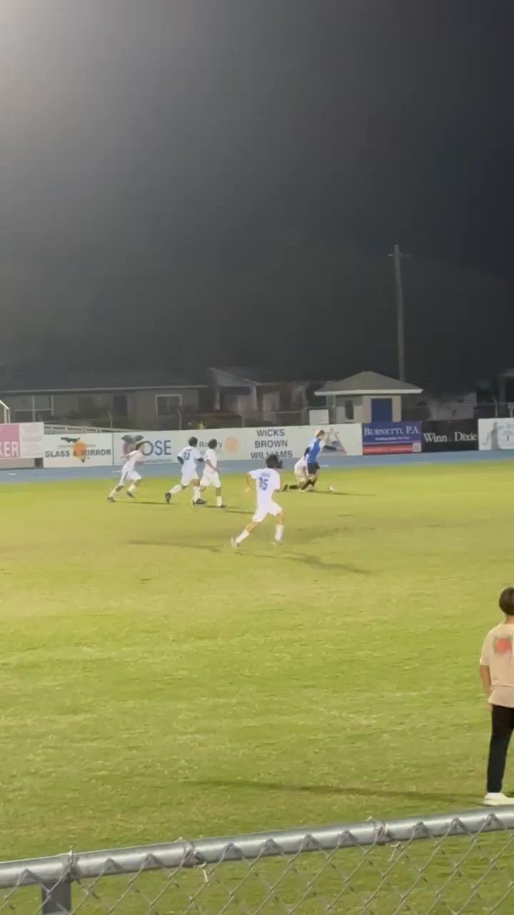 Clean Tackle Ivan Maceda