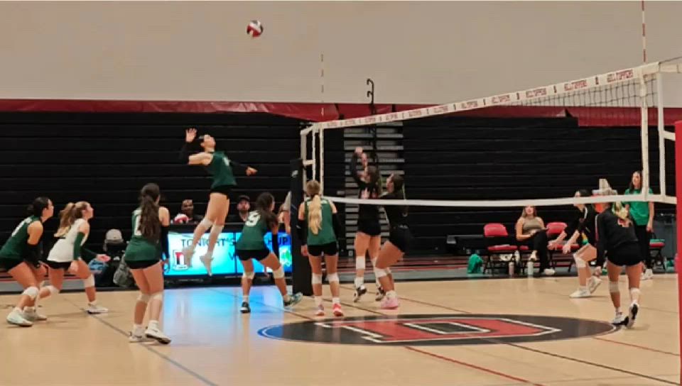 Chloe McKinnon #11 (17 Kills) vs Durfee