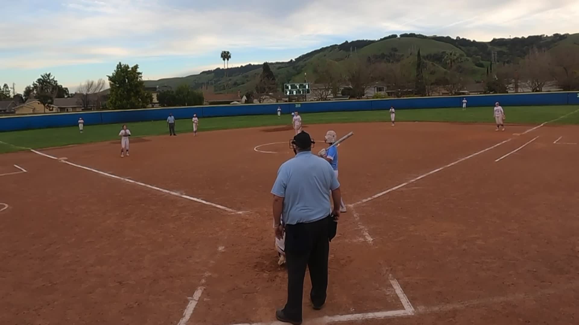 Soledad Healy breaks the tie in the top of the 7th