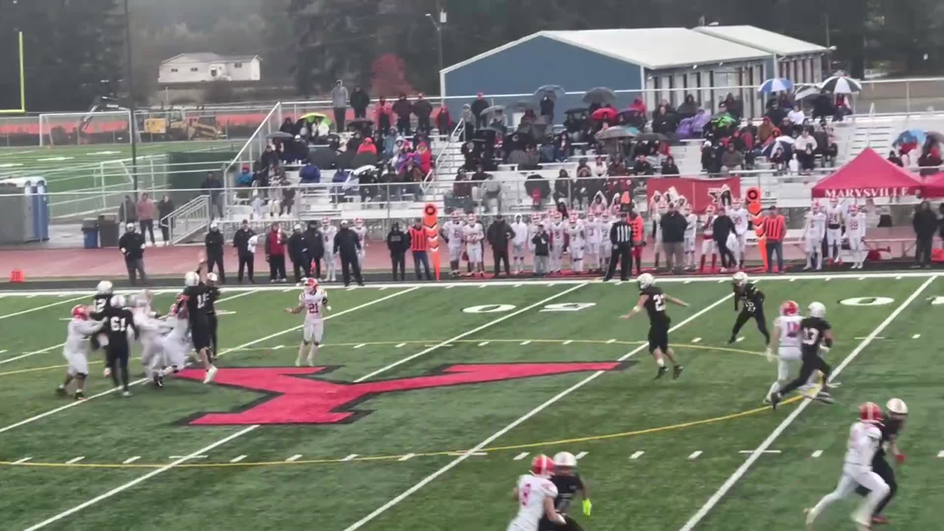 Marysville-Pilchuck turnover on downs in 3rd quarter
