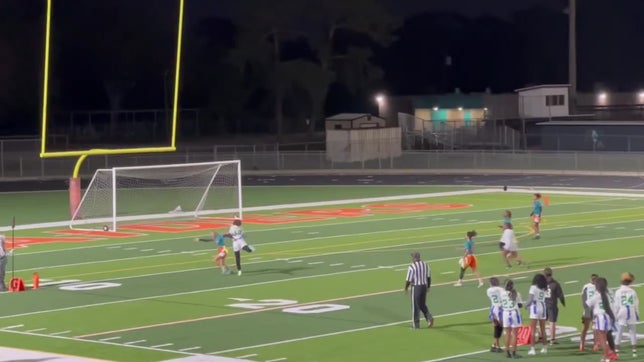 Mikeyla Hill touch down catch #12