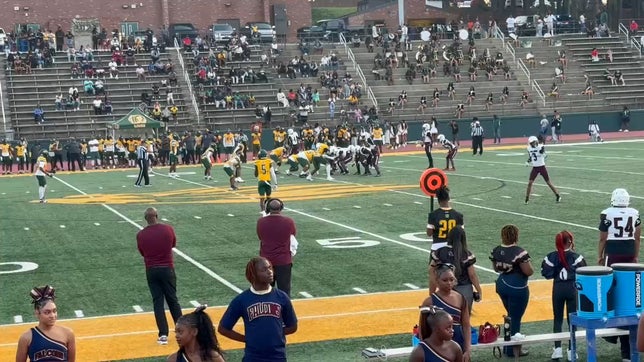 Demitri Griffin takes a slant route 58 yards to the house untouched
