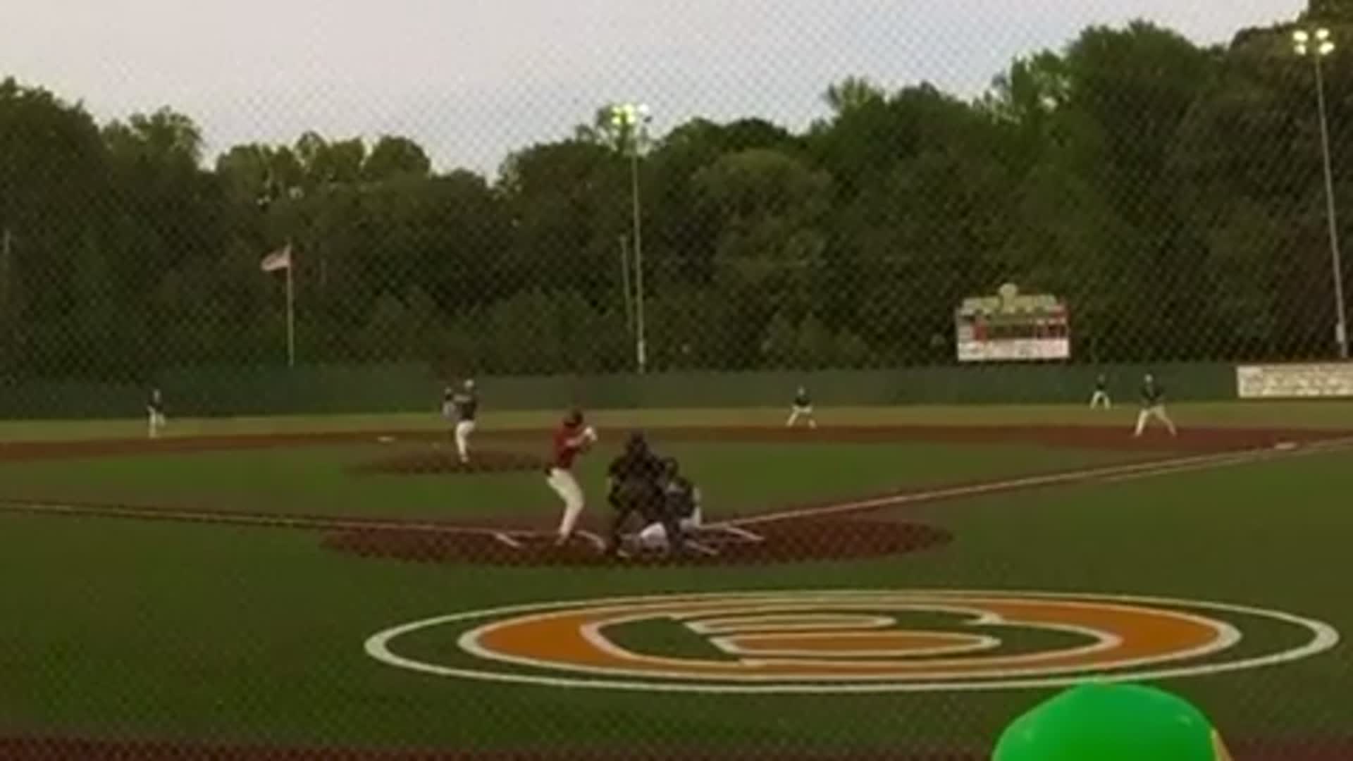 Big play up the middle